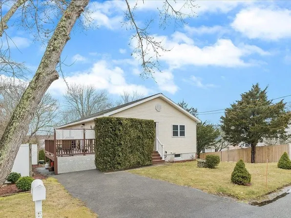 3 Hollis St, Westerly, RI 02891