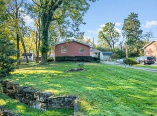 5205 Cool Brook Rd, Louisville, KY 40291