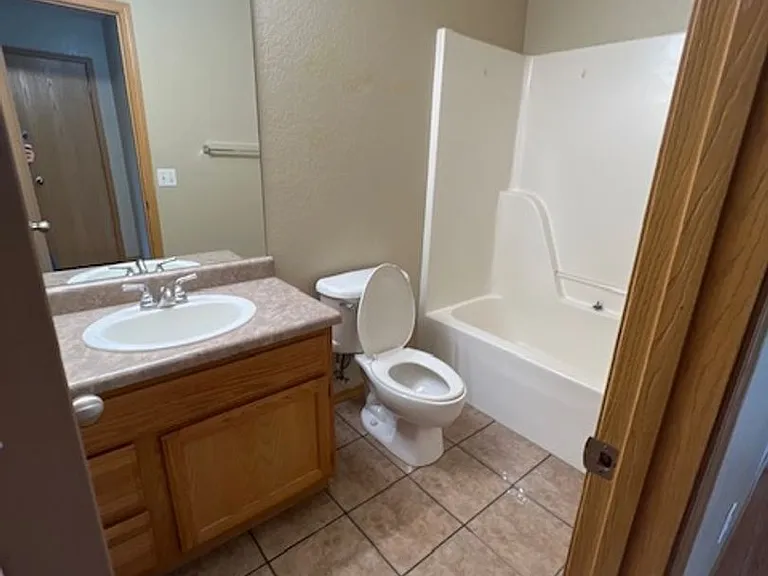 2725 Ponchartrain St — Photo 10