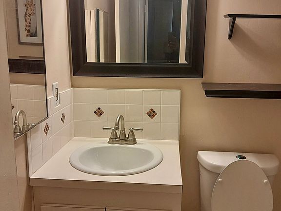 3rd image of 2551 NW 41st Ave APT 211
