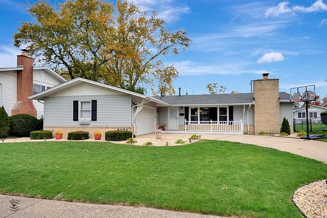 6054 Forestview Dr photo 1