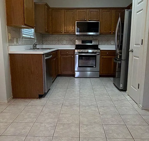17338 Tobermory Dr — Photo 17