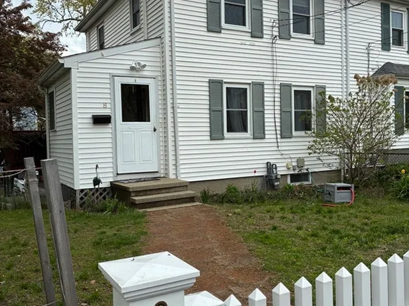 8 Marrigan St #1, Arlington, MA 02474