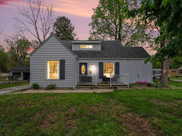 769 S Calumet Rd, Chesterton, IN 46304