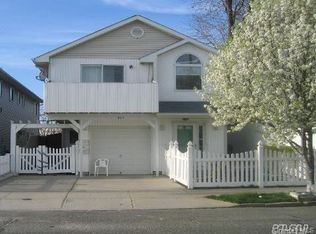 265 E Pine Street, Long Beach, NY 11561