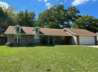 1807 Rodeo Dr, Ava, MO 65608