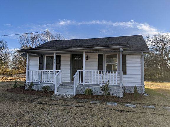4th image of 427 Demoss St