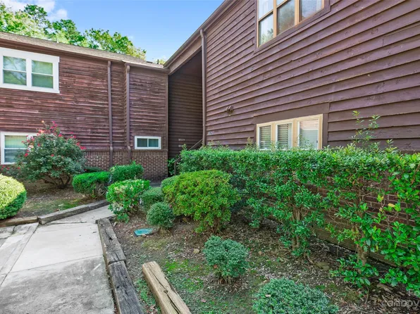 8023 Cedar Glen Dr, Charlotte, NC 28212