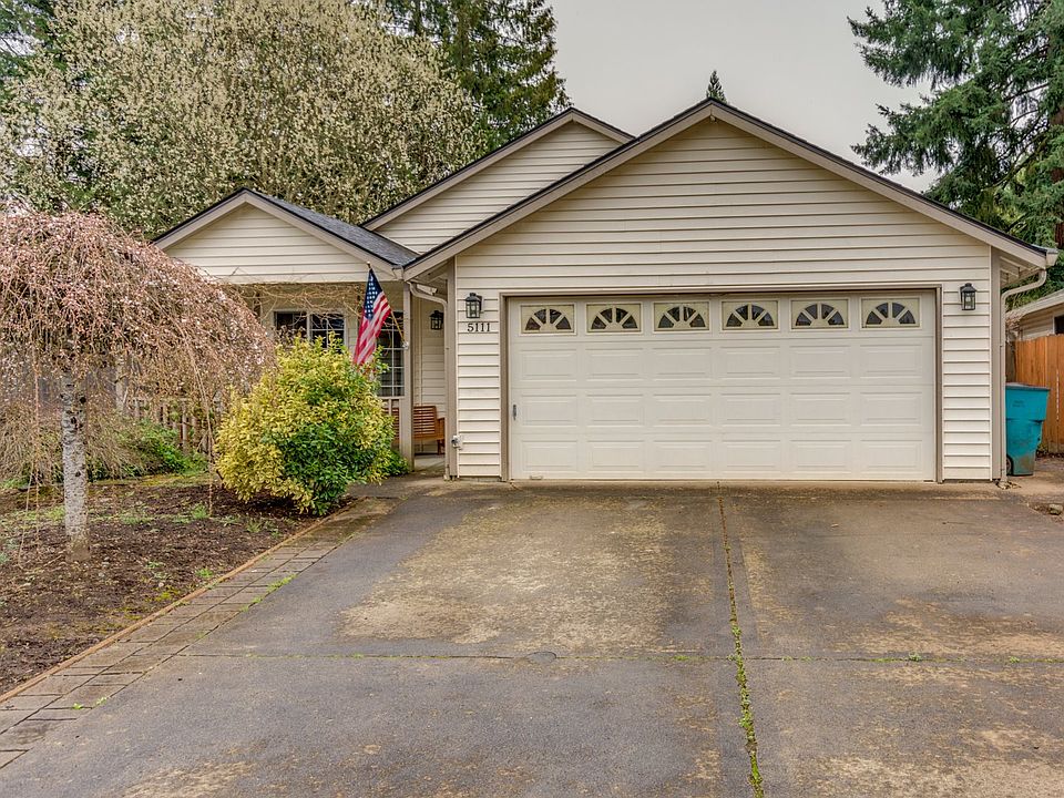 1st image of 5111 NE 72nd Cir