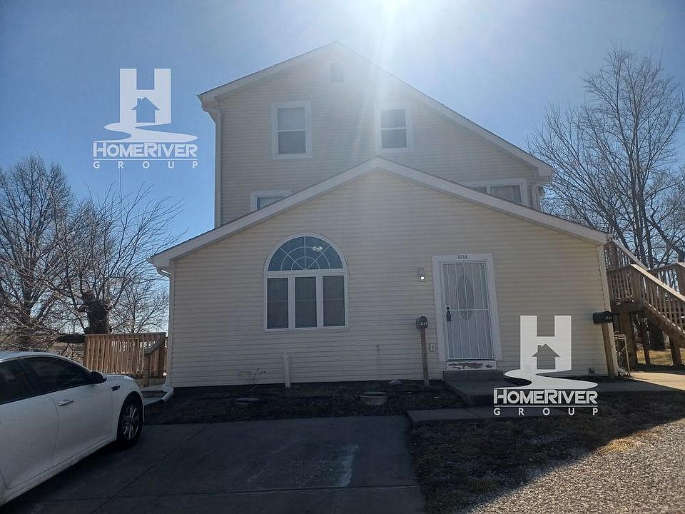 1st image of 3733 E 9th St
