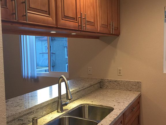 4th image of 125 Grand Ave APT 202