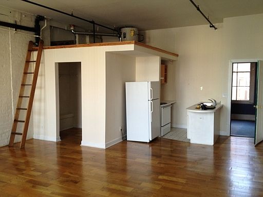 1st image of 1227 Jackson St APT 212