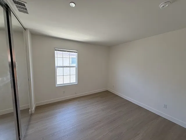 7468 Devon — Photo 22