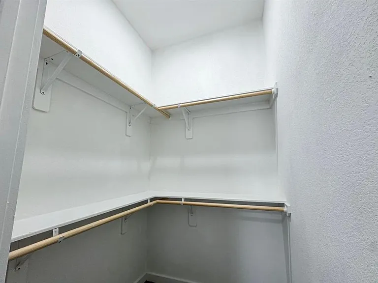 328 Clearwater St #A — Photo 10