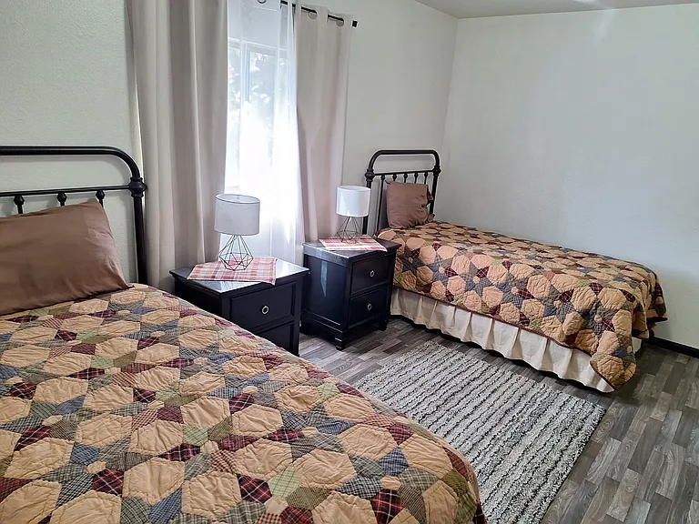 2464 Elko Dr — Photo 8