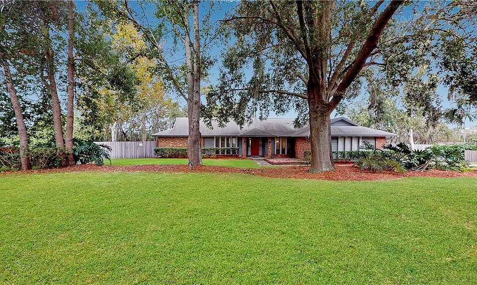 1st image of 8407 Carolina Dr