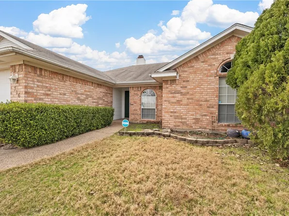 716 Barton Creek Dr, Hewitt, TX 76643