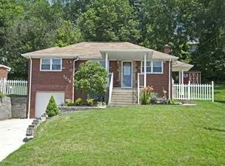 1370 Pennsylvania Ave, Bridgeville, PA