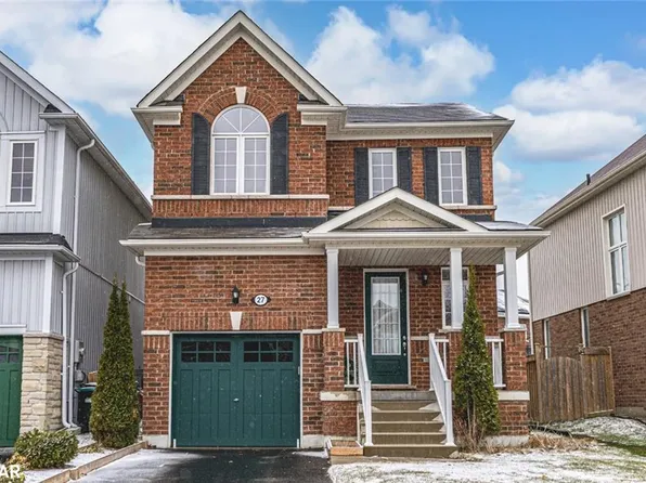 27 Blanchard Cres, Essa, ON L3W 0N1