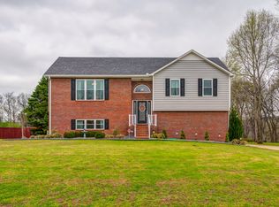 857 Nathan Dr, Columbia, TN 38401