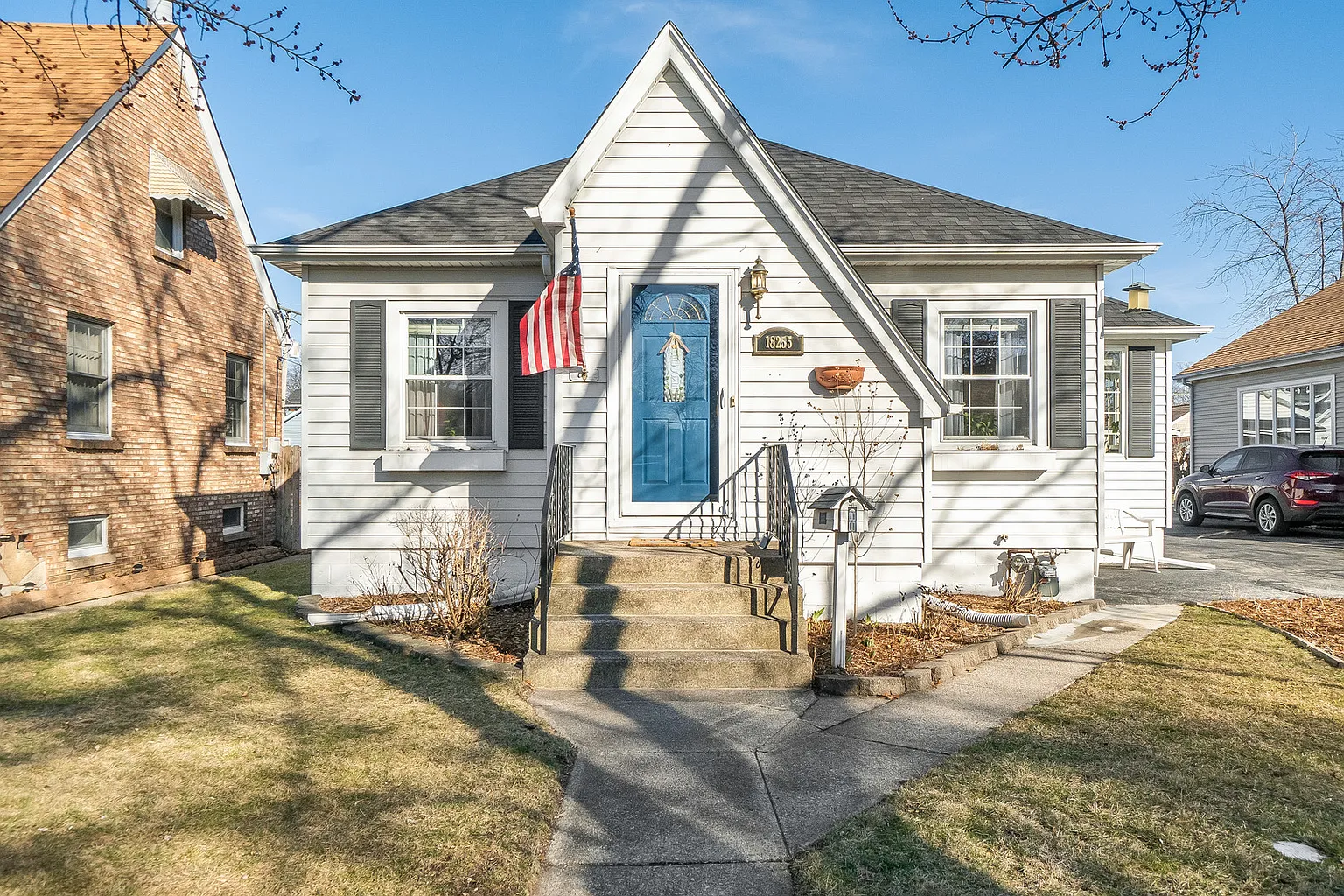 18255 Walter St photo 1