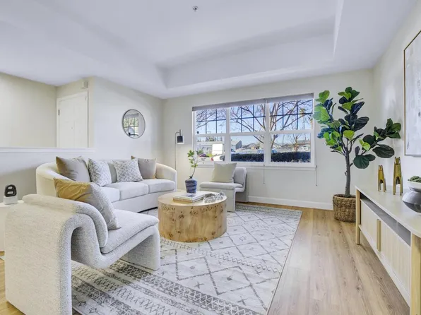 1372 S Almaden Ave, San Jose, CA 95110