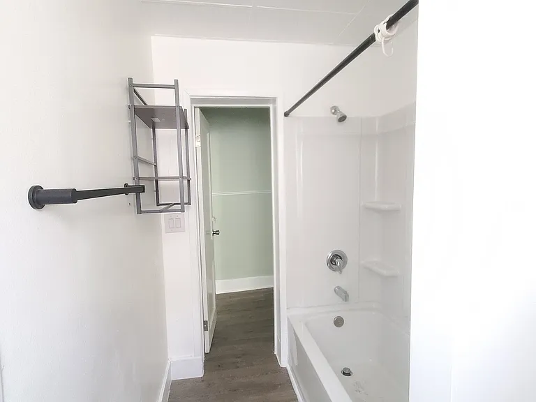 750 Bleecker St #2-R — Photo 14