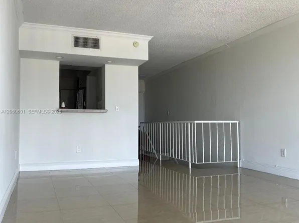9210 Fontainebleau Blvd APT 506, Miami, FL 33172