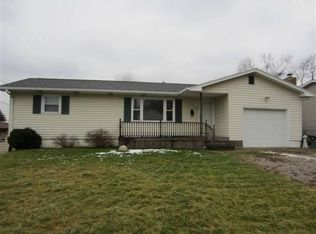 1872 Cedar Hill Rd, Lancaster, OH 43130