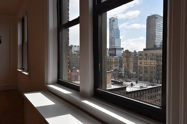 Rented by (Legacy) NY Quality Living Uptown | media 9