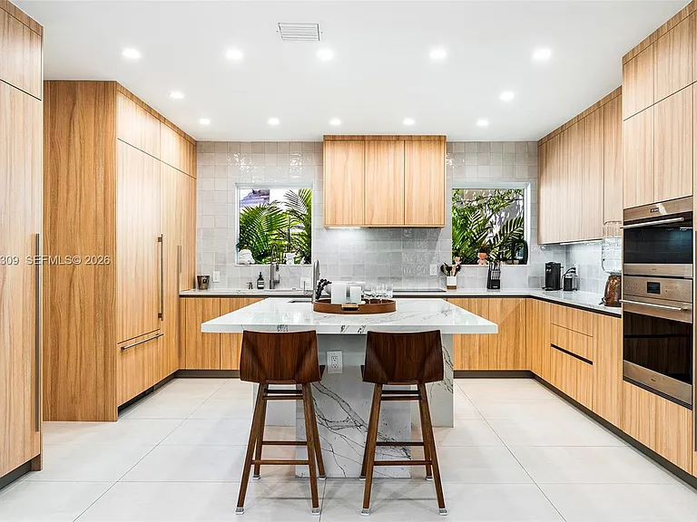 6145 La Gorce Dr — Photo 18