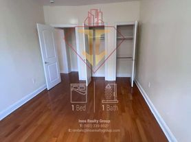 35-38 Kensington Ave