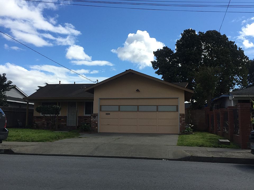 1st image of 770 Schembri Ln