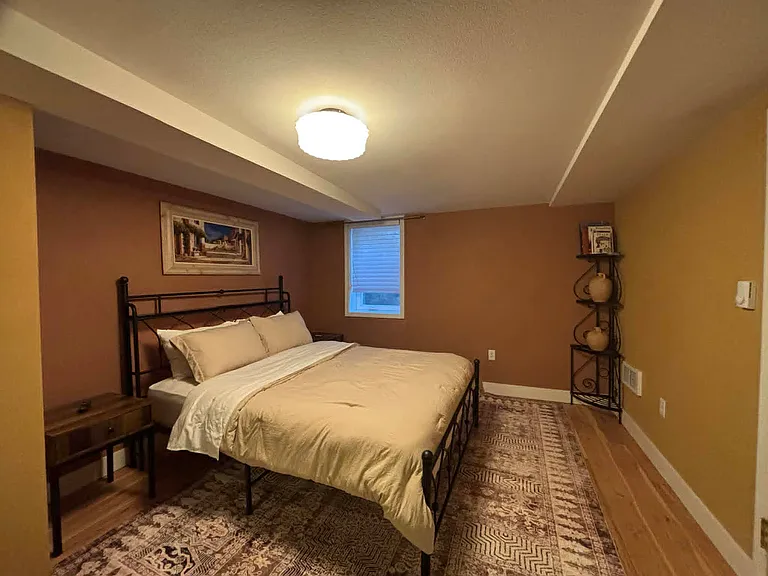 130 N Franklin Ave #2 — Photo 2