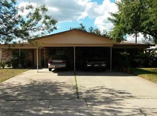 304 Maguey Dr #A, Laredo, TX 78041