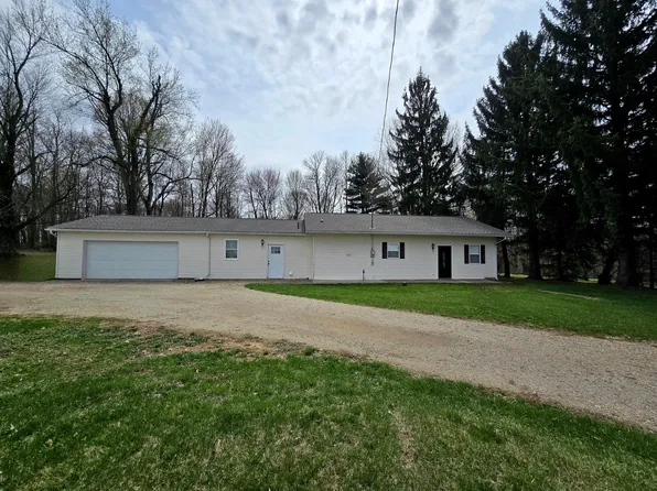 15504 Crooked St, Mount Vernon, OH 43050