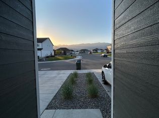 1929 N Iris Ct, Tooele, UT 84074