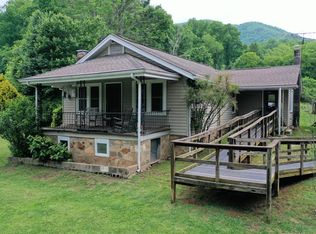 826 Monteith Branch Rd, Sylva, NC 28779
