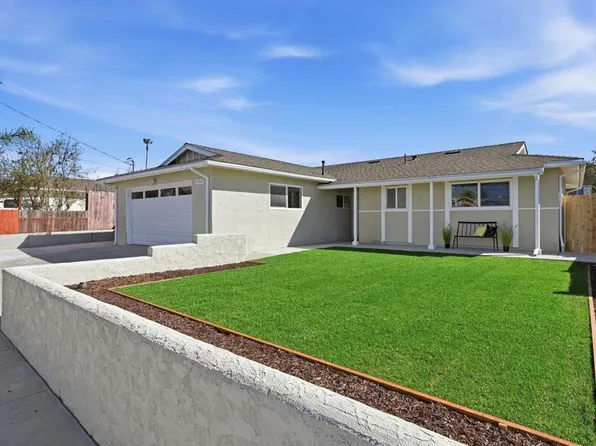 4950 Luna Dr, Oceanside, CA 92057