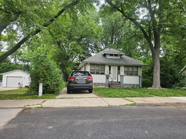 1513 E Rouse Ave, Peoria, IL 61614