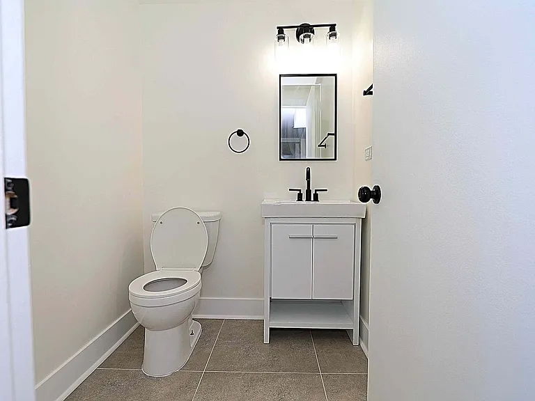 6337 Roosevelt Rd #408 — Photo 8
