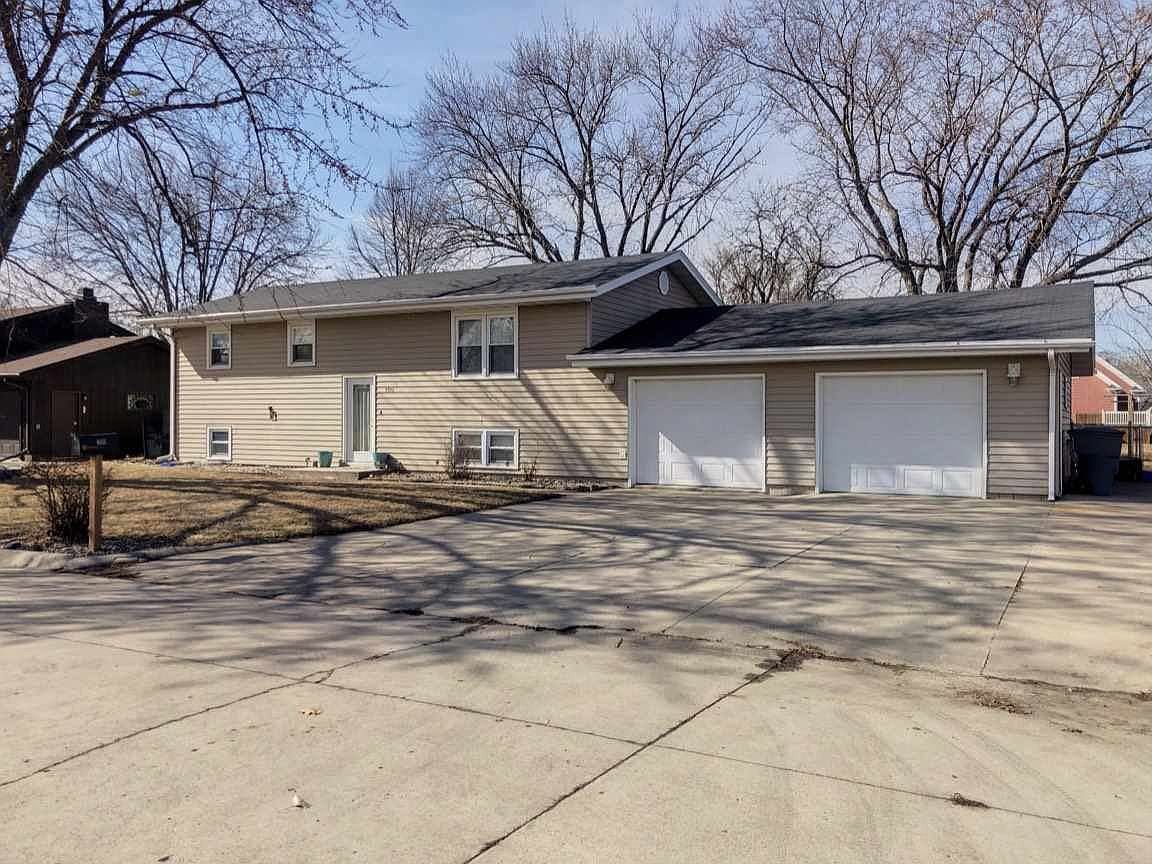 200 S Willow St, Norfolk, NE 68701 | Zillow