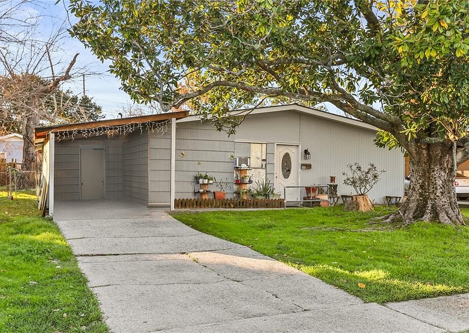 1st image of 310 Coral Ave