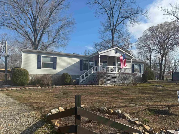 254 Ravenwood Cir, Benton, KY 42025