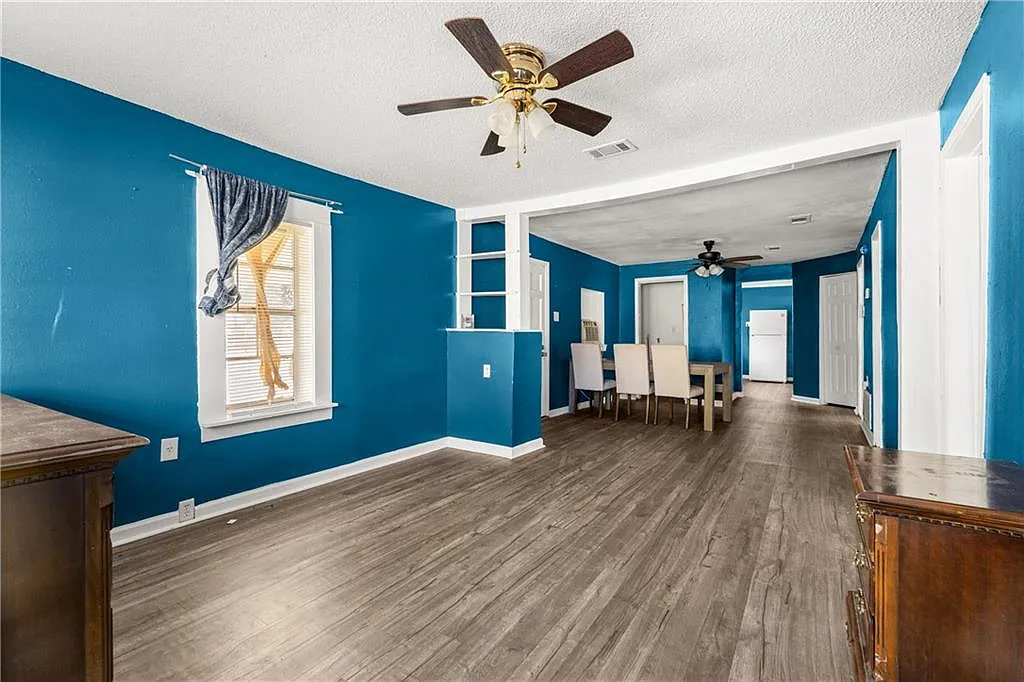 2 bed, 1.0 bath, 1032 sqft, $1,000 — Photo 4