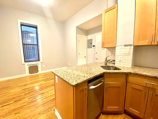 Rented by Corcoran | media 4