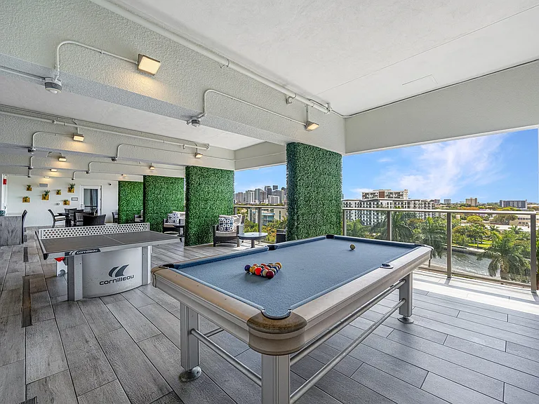 Riverhouse at 11th Apartments — Photo 29