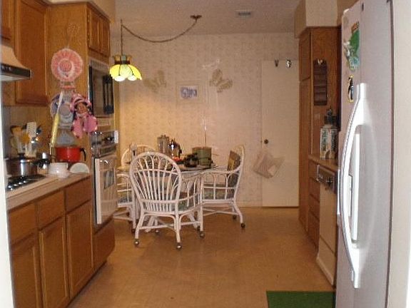 5th image of 141 Langham Ln