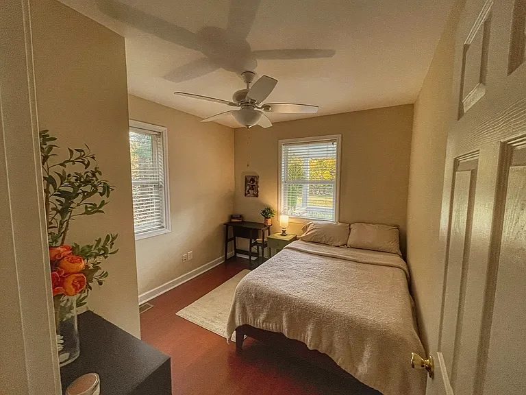 763 Lafayette St — Photo 6