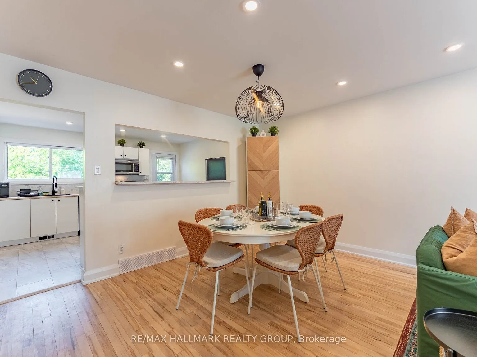 4 bed, $3,600 — Photo 4